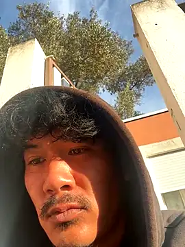 juniiorre online show from 10-21-25, 07:09