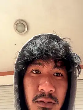 juniiorre online show from 10-26-25, 11:38