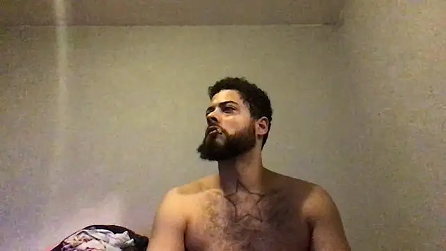 Snapshot of mondo29 chatting on 02-18-25, 03:10 mondo29 online show from 02-18-25, 03:10