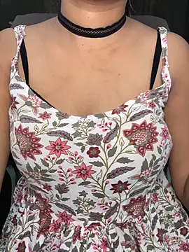 Snapshot of SCHOOL_Girl_0 chatting on 06-16-26, 06:49 SCHOOL Girl 0 online show from 06-16-26, 06:49