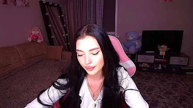   Malika   online show from 09-30-25, 02:33