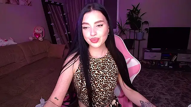   Malika   online show from 10-30-25, 02:51