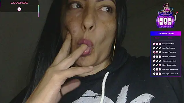 ErikaRika online show from 02-17-25, 05:25