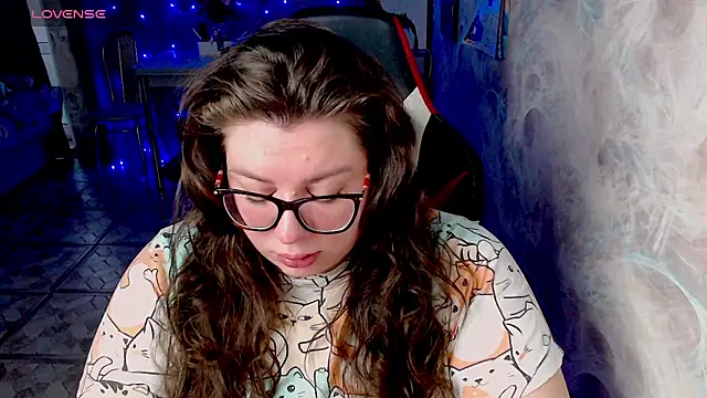 Snapshot of alexa_sweetyy chatting on 02-09-26, 06:50 alexa sweetyy online show from 02-09-26, 06:50