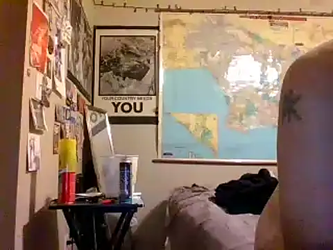 Gerbil8823 online show from 09-18-25, 02:57