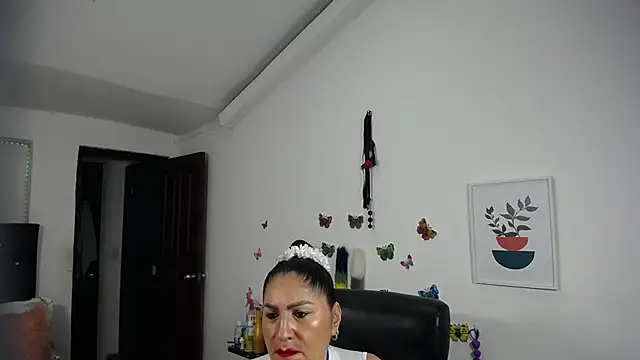 mature bigboobs10 online show from 02-23-25, 04:39