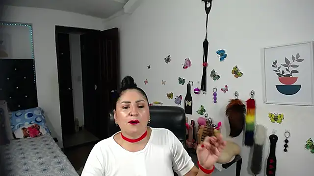 mature bigboobs10 online show from 11-28-25, 04:04