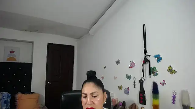 mature bigboobs10 online show from 05-27-26, 04:31