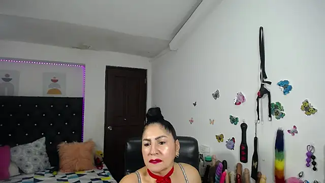 mature bigboobs10 online show from 06-06-26, 04:39