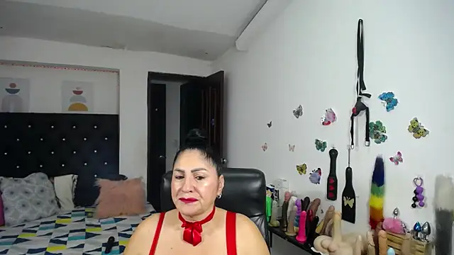 mature bigboobs10 online show from 06-20-26, 04:15