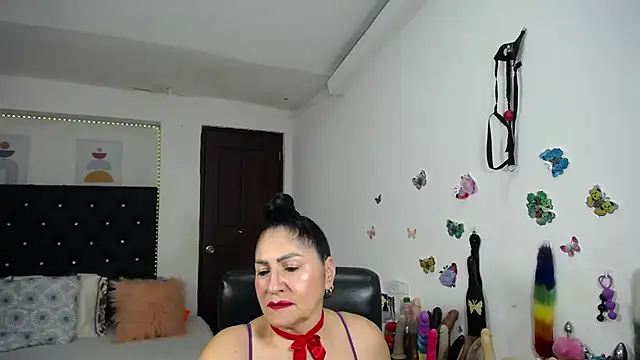 mature bigboobs10 online show from 06-27-26, 04:06