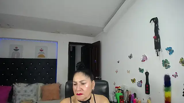 mature bigboobs10 online show from 07-15-26, 04:18