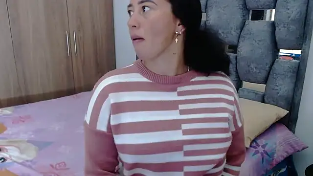 sara hott 1 online show from 02-14-25, 12:36