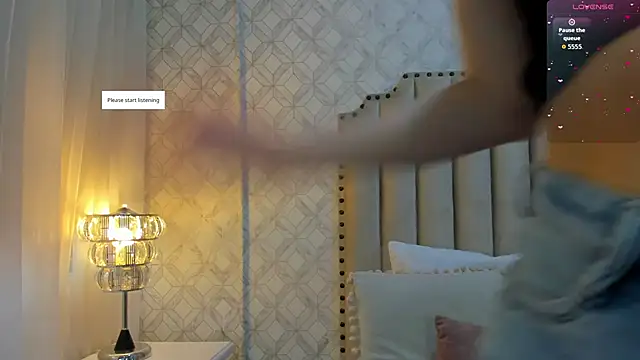 Snapshot of Pia_Johnson_ chatting on 11-10-25, 11:31 Pia Johnson online show from 11-10-25, 11:31