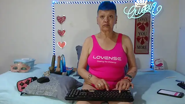 loquitaqueen011 online show from 05-16-26, 05:23