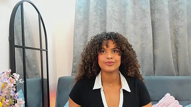Snapshot of Amelia_bss chatting on 07-29-26, 01:53 Amelia bss online show from 07-29-26, 01:53