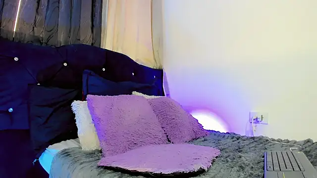 lesly xx online show from 03-29-26, 09:37