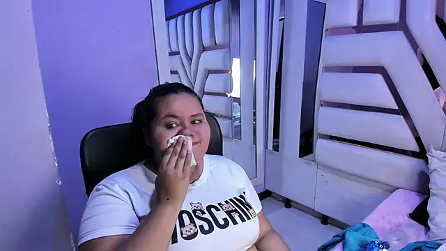 ValenTitis online show from 11-29-25, 08:56