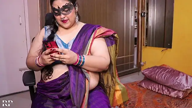Snapshot of AgniPriya chatting on 12-04-24, 05:33 AgniPriya online show from 12-04-24, 05:33