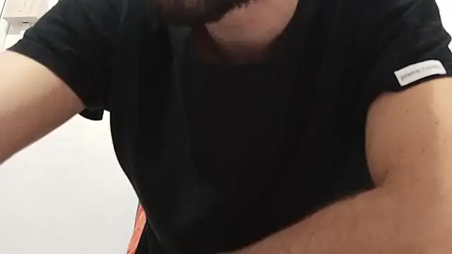 Hotboyo01 online show from 02-26-26, 05:34