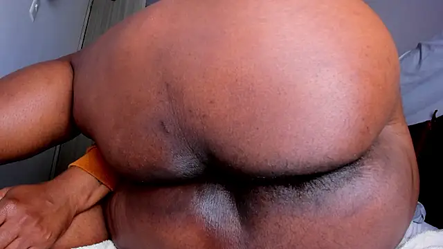 Skarleth69 online show from 02-06-26, 02:49