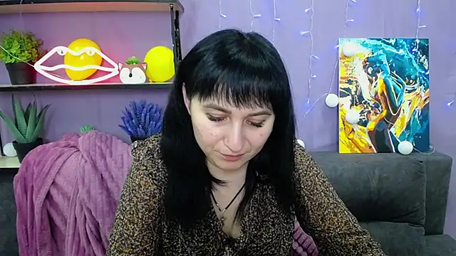 NinaFlawlees online show from 01-25-25, 02:47