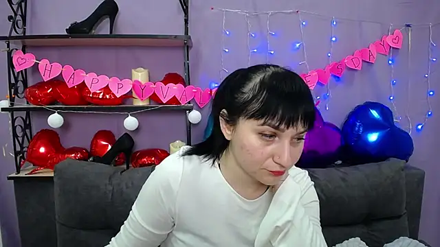 NinaFlawlees online show from 02-05-25, 11:28