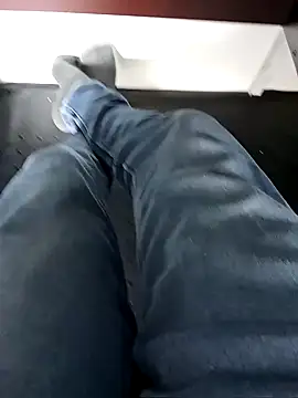 robinsan1010 online show from 03-08-25, 04:23