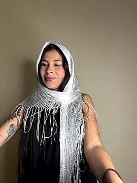 Snapshot of alia_bashar chatting on 11-08-25, 02:45 alia bashar online show from 11-08-25, 02:45