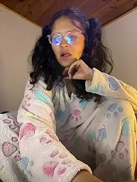 Hathorlove online show from 02-14-25, 04:47