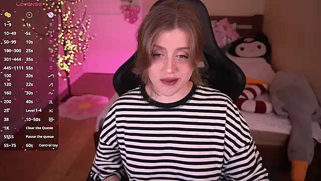 PenellopaRaw online show from 04-01-26, 04:04