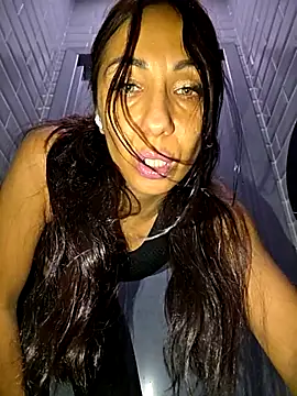 LeticiaWoods online show from 10-22-25, 08:36