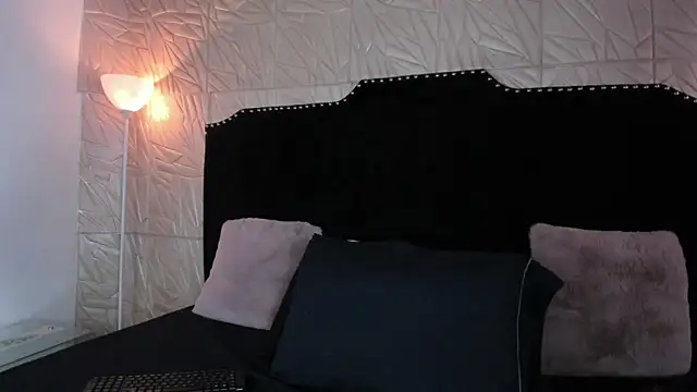 JennyRouse01 online show from 03-21-25, 11:01