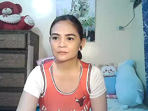 Kisses-13 online show from 05-31-26, 01:29