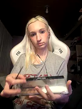 bunnydark00 online show from 11-09-25, 02:10