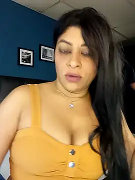 Lashmy111 online show from 02-04-25, 06:57