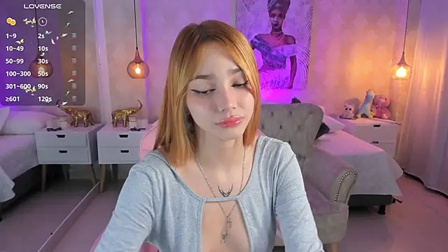 LITTLE-VIVI online show from 01-06-25, 03:42