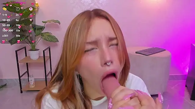 LITTLE-VIVI online show from 03-11-26, 03:34