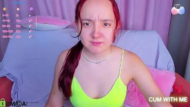 Snapshot of Fera1_Berry chatting on 09-19-25, 12:02 Fera1 Berry online show from 09-19-25, 12:02