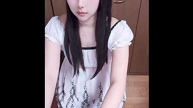 Anne-japanese- online show from 07-14-26, 12:24