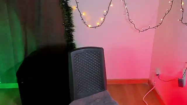 NanaRott online show from 12-22-25, 07:55