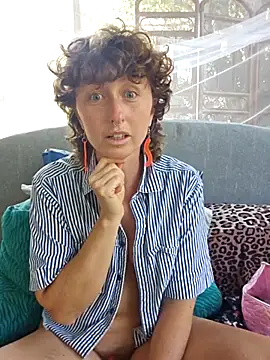 mossy kiss online show from 09-18-25, 06:43