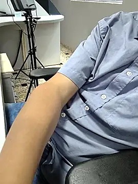 trimineiro  online show from 12-19-25, 03:19