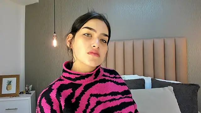 Snapshot of Alexa_Thaylor_ chatting on 01-06-25, 02:36 Alexa Thaylor online show from 01-06-25, 02:36