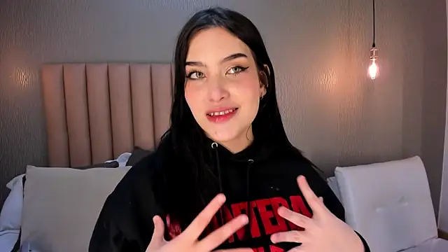 Snapshot of Alexa_Thaylor_ chatting on 01-16-25, 02:41 Alexa Thaylor online show from 01-16-25, 02:41