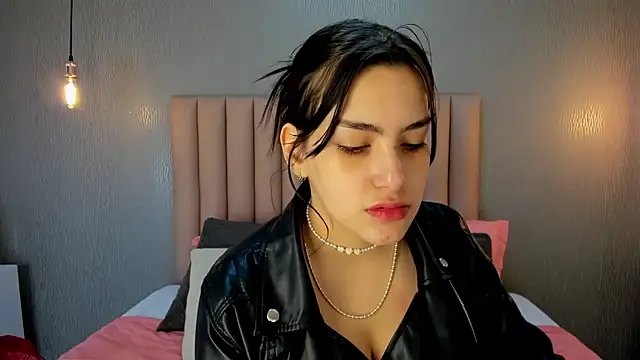 Snapshot of Alexa_Thaylor_ chatting on 03-07-25, 02:34 Alexa Thaylor online show from 03-07-25, 02:34