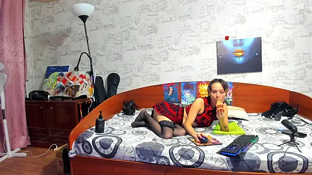 KagamiTayga online show from 12-17-25, 02:39