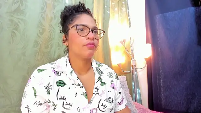 Snapshot of iriss_25 chatting on 02-19-25, 11:49 iriss 25 online show from 02-19-25, 11:49