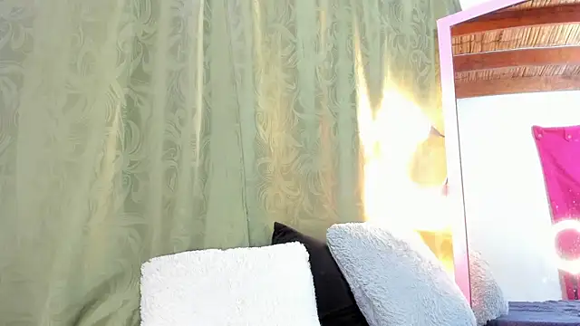 Snapshot of iriss_25 chatting on 03-03-25, 02:15 iriss 25 online show from 03-03-25, 02:15