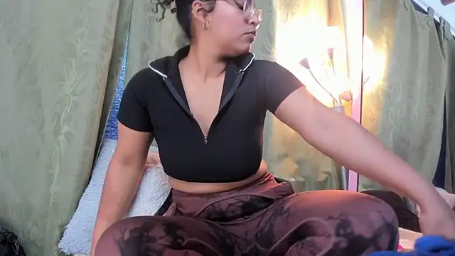 Snapshot of iriss_25 chatting on 03-06-25, 01:57 iriss 25 online show from 03-06-25, 01:57